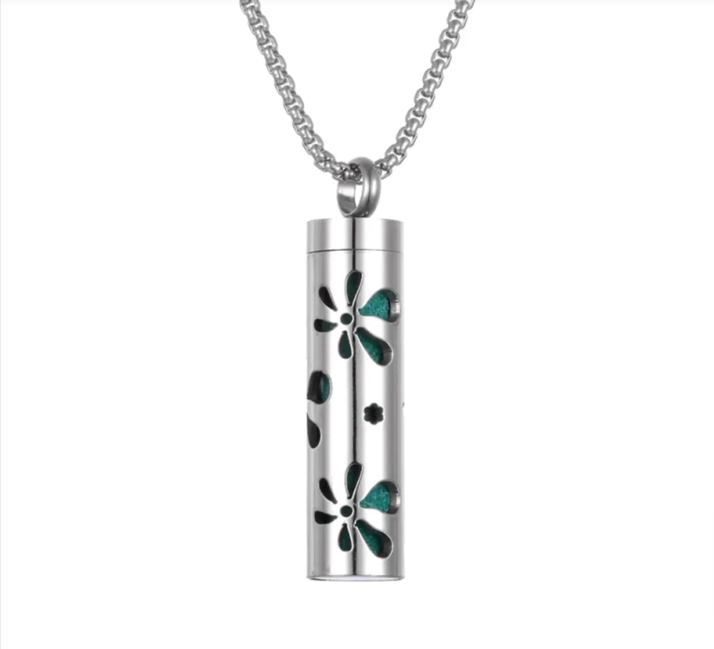 Aroma Elegance: Stainless Steel Essential Oil Diffuser Necklace